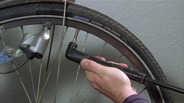 Das Doppel-Geheimnis der Luftpumpe  |Berthold Biber  |Kann es Johannes: Stunt