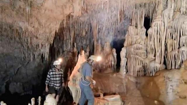 Espeleología - Vallgornera: piedra, agua y tiempo (1)