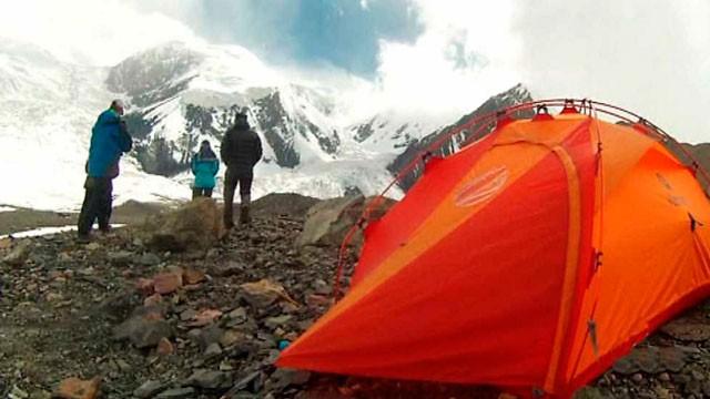 Alta montaña: Un pico en la frontera
