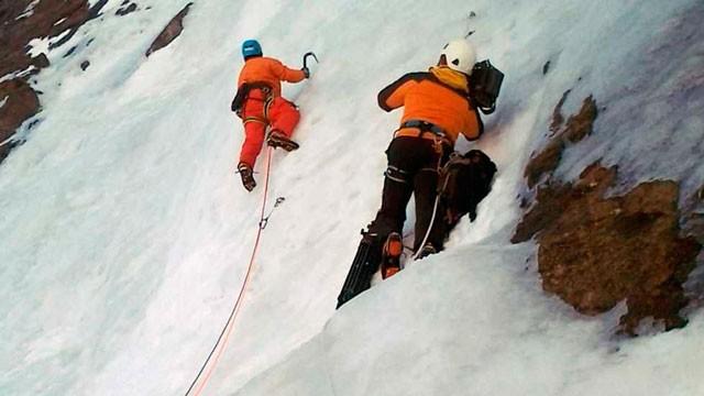Escalada en hielo. Gavarnie (La solidez del agua)