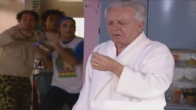 Um Tapinha Não Dói