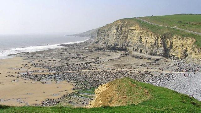 Crannogs and Cottages