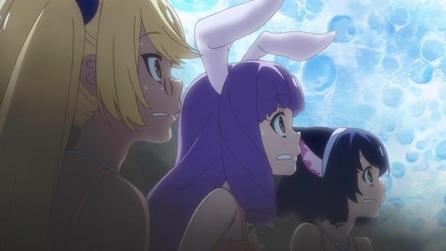 Ba-dump!? It's a Beach Training Camp Full of Swimsuits