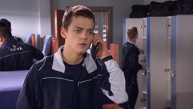 ¡Cristóbal terminó con Camila por teléfono!