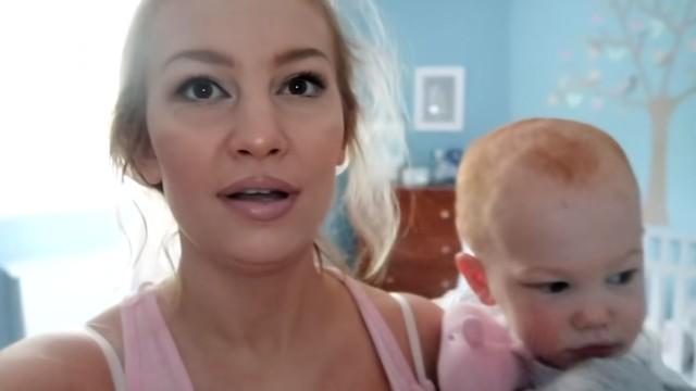 BABY DOESN'T LOVE MOM :(