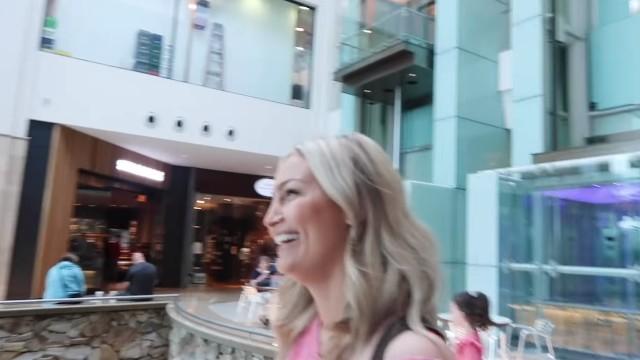 BACK AT THE MALL WE LOST THE KIDS!!