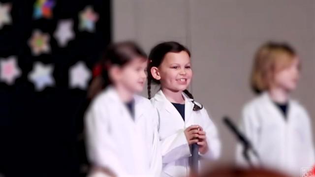 HER FIRST TIME SINGING SOLO ! (7yr old)