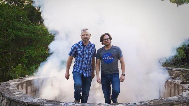 Newspaper Smoke Bomb - The Easiest, Best Method We've Seen Yet