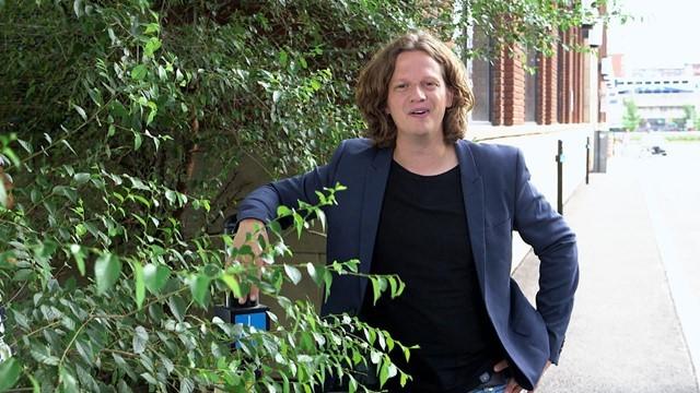 Achats en ligne ou en magasin? / Christiane Germain dévoile le secret de son succès