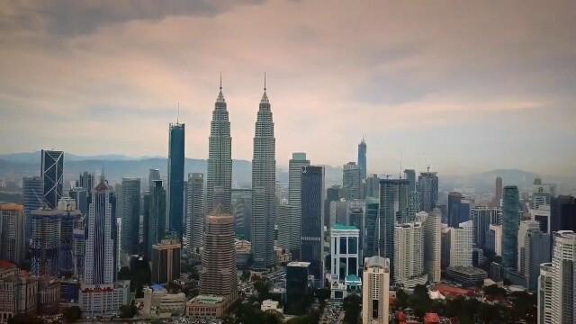 The Billion-Dollar Skyscraper