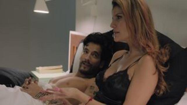 Yeimy logra ingresar a los estudios de Charly como cazatalentos