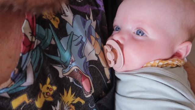 THE TWINS ARE STARTING TO INTERACT WITH EACH OTHER (so cute!)