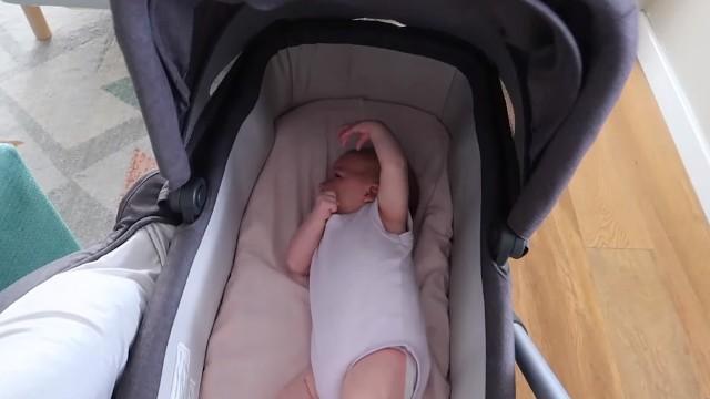 A Very Special Visitor! VLOGMAS DAY 5