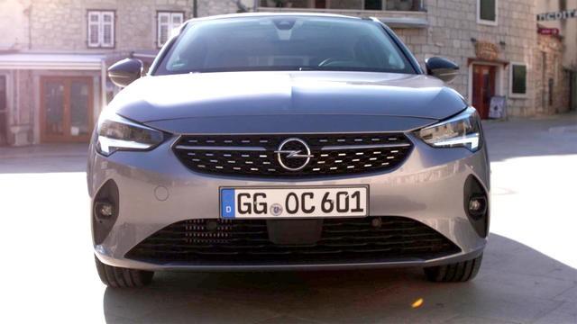 Vergleichstest: VW Passat mit Lance und Albert / Fahrbericht: Opel Corsa mit Andi / Reportage: Eiskratzer Test mit Anni