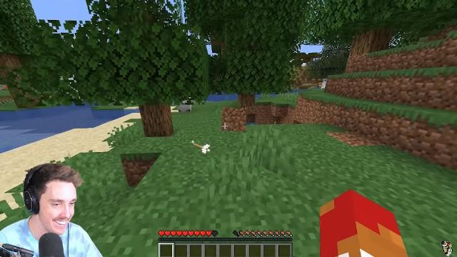 MINECRAFT but EVERYTHING KILLS YOU