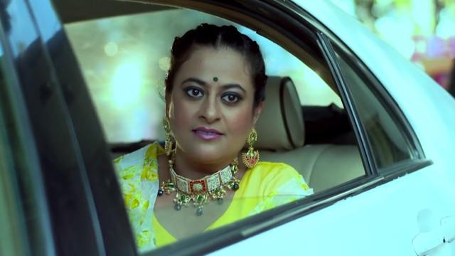 Pinky Misleads Shivaay