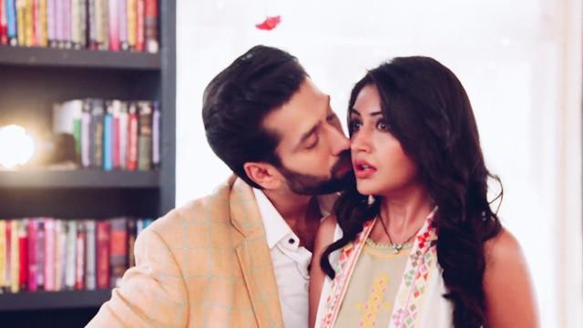 Shivaay, Annika Share A Moment