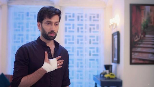 Shivaay Has A Heart Attack