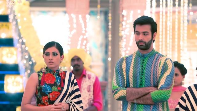 Ragini Leaves The House