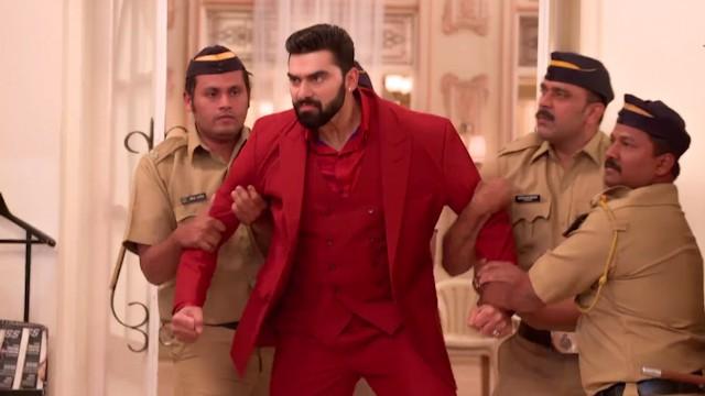 Veer Gets Arrested!