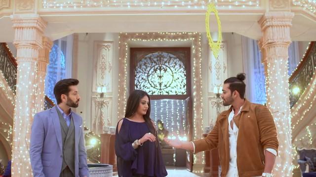 Shivaay's Friend, Daksh Arrives