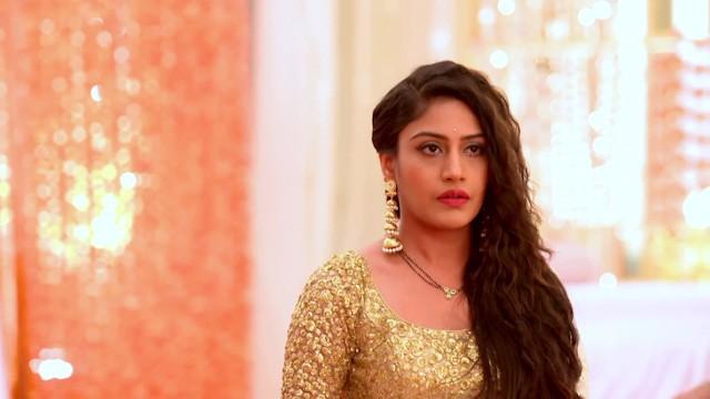 Tia Challenges Annika