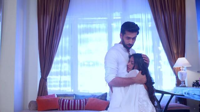 Annika, Shivaay Getting Closer?