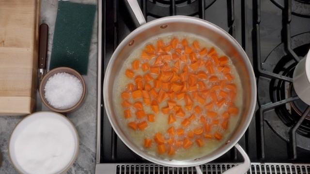 Glazing: Carrots