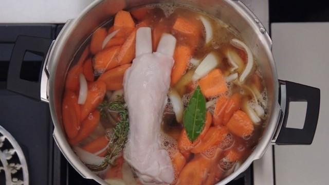 Roasted Veal Stock