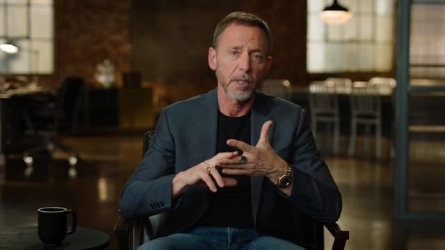 Body Language & Speech Patterns