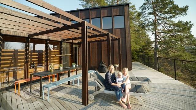 Extreme Hideaways