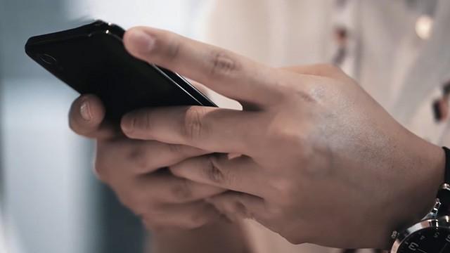 Rumor and Social Media - فضيحة متداولة