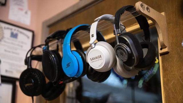 Headphone Rack!