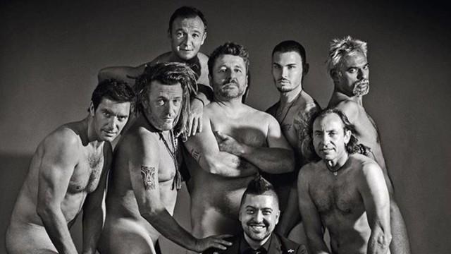 Les hommes se déshabillent pour la bonne cause