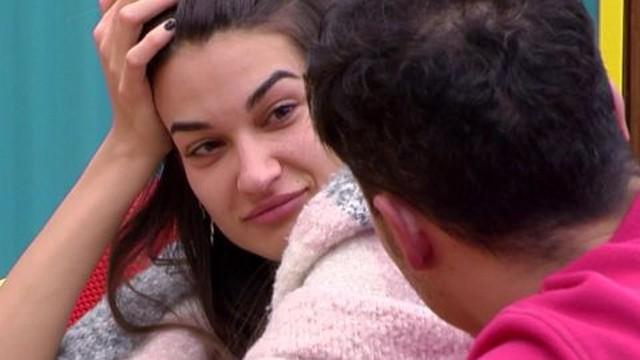 Más tiempo del descuento 4: Kiko y Estela, vuelven las mariposas