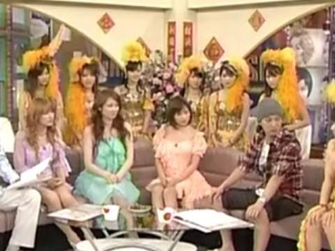 Morning Musume. - Onna ni Sachi Are / Morning Musume. Tanjou 10nen Kinentai - Itoshiki Tomo e