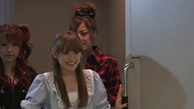 Takahashi Ai, Tanaka Reina, Natsuyaki Miyabi, Tokunaga Chinami