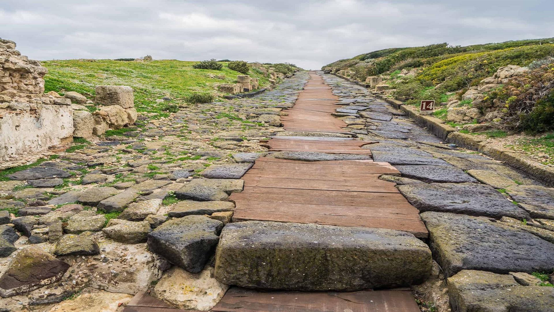 Walking Britain's Roman Roads
