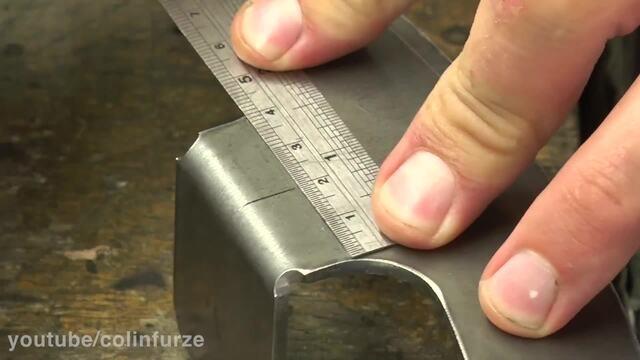 SPINNING BELT OF KNIVES