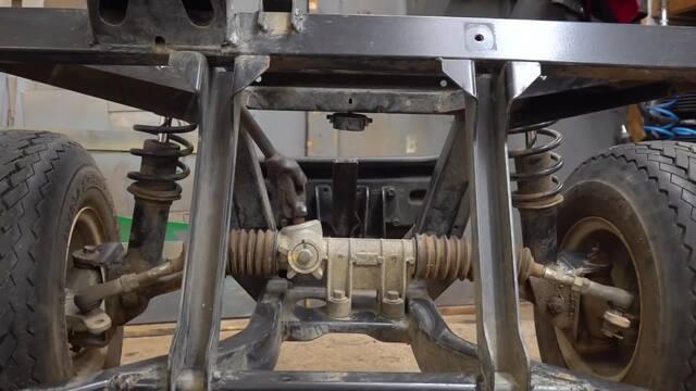 Fabricating a Metal Landspeeder that DRIVES