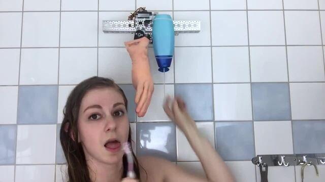 I built a hair washing robot