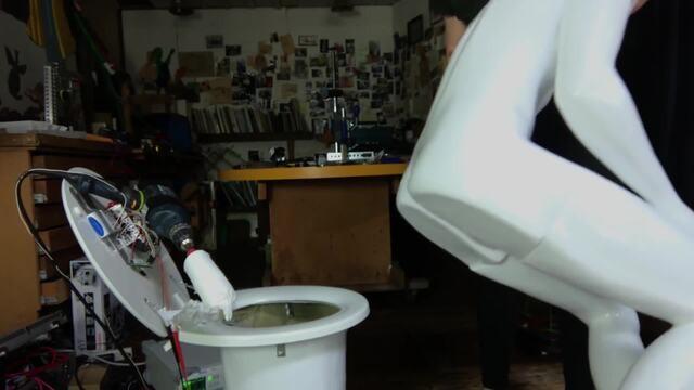 I made a butt wiping machine