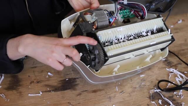 Making a paper shredder that looks like a brain