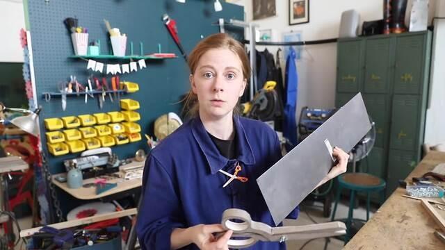 Building a custom scissor lamp