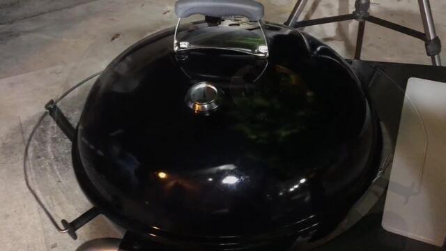BBQ Chicken Legs Drumsticks on Weber Kettle Grill