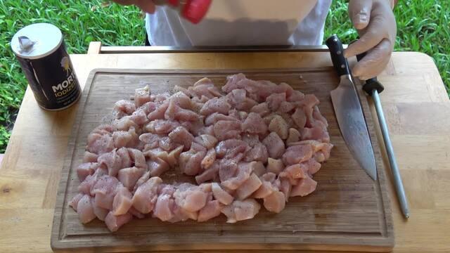 Chichen Stroganoff Brazilian Style - Strogonoff de Frango Brasileiro