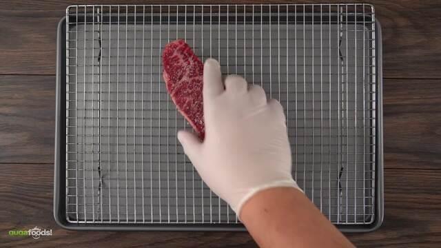 Wagyu GRILLED vs PAN SEARED - Steak Battle!