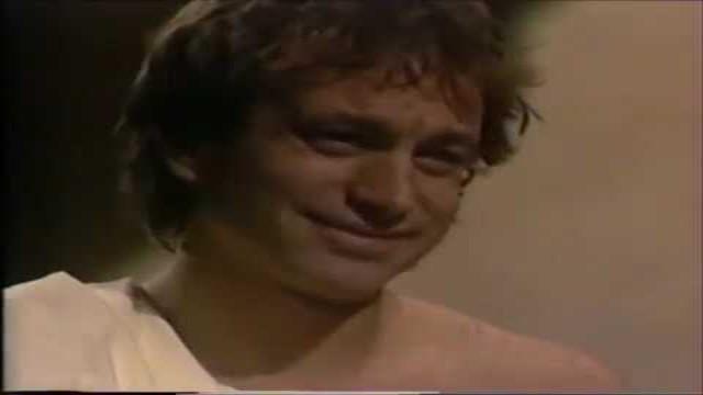 633