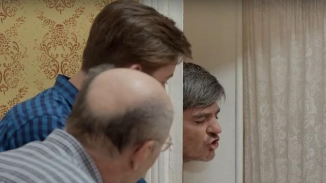 Faruk je totalno puk'o, a Izet i Damir pokušavaju da mu pomognu