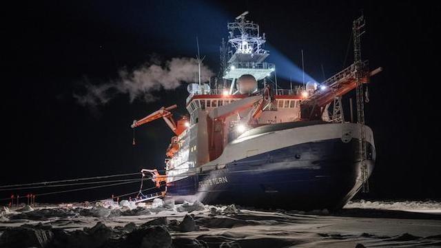 Expedition Arktis - Ein Jahr. Ein Schiff. Im Eis.